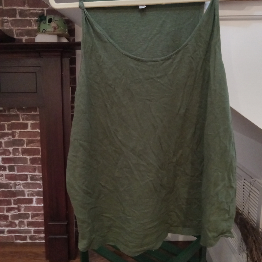 Time and Tru Forest Green Tank Top